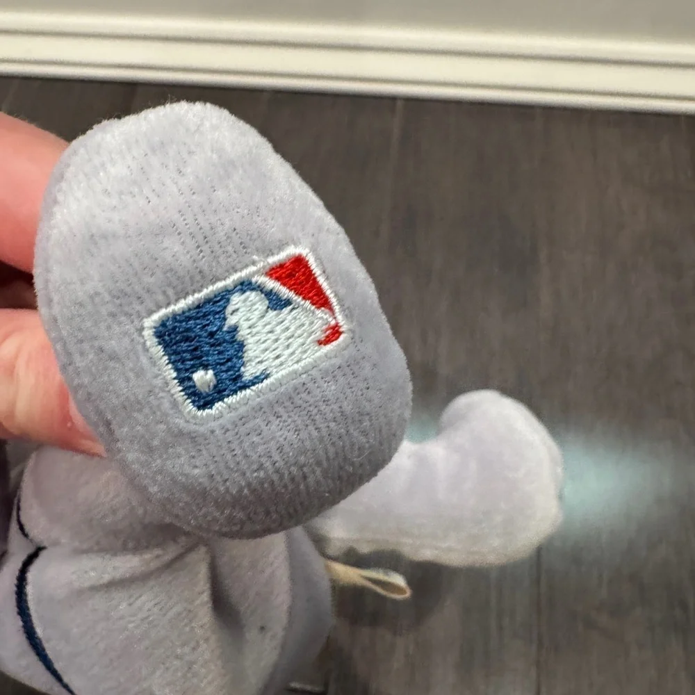 New York Yankees Gray Stuffed Bear All Star Game ‘99 Derek Jeter Bear